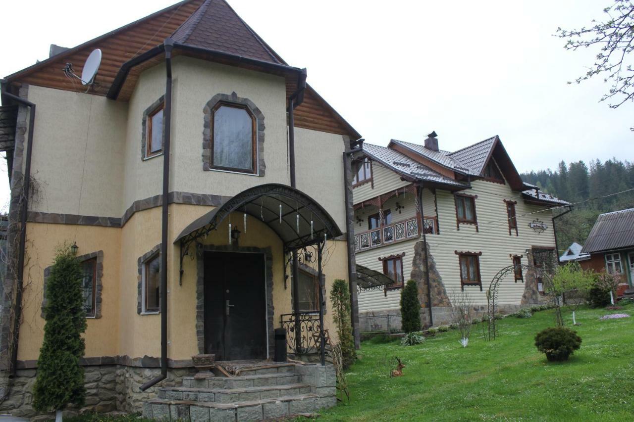 Золото Карпат Villa Yaremche Exterior photo